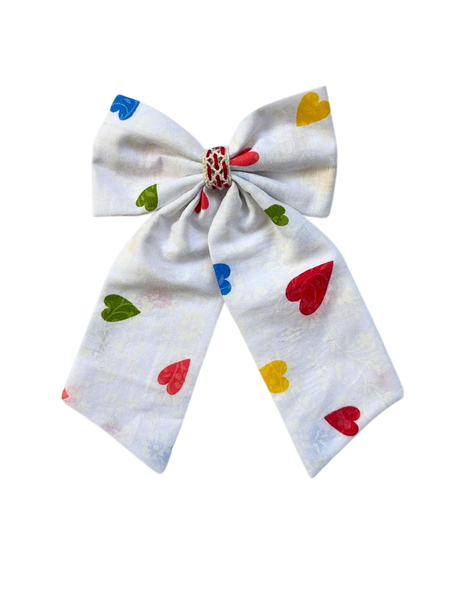 Multicolor Heart Bow Alligator Clip- White