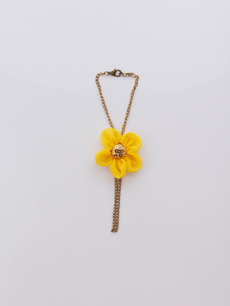 Chain Bracelet with vibrant flower and Sequence Center- Yellow
