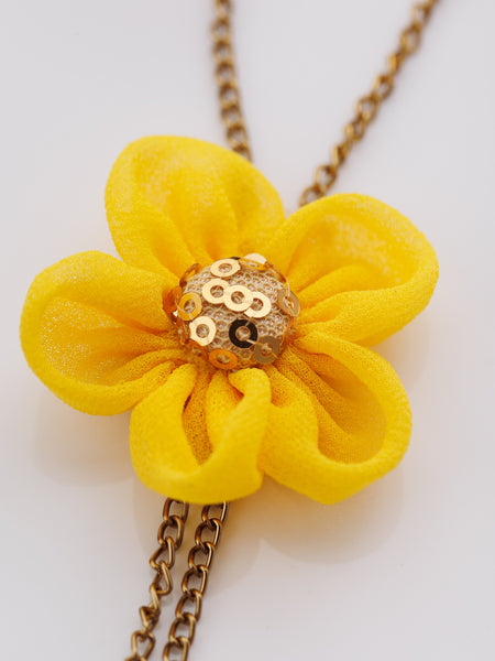Chain Bracelet with vibrant flower and Sequence Center- Yellow